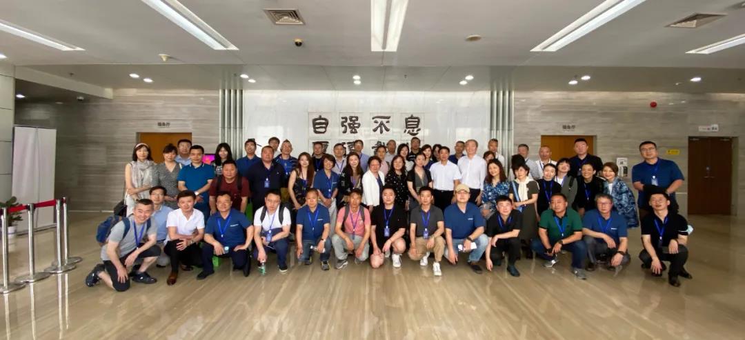 清华大学经管学院企业家学员走进深圳清华大学研究院